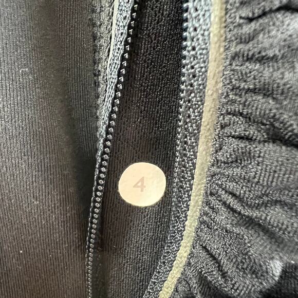 Y2K Lululemon Black Green Waist Ruched Capri Cropped Athletic Leggings Size 4 - Picture 6 of 6